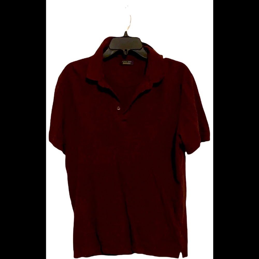 Short sleeve burgundy shirt